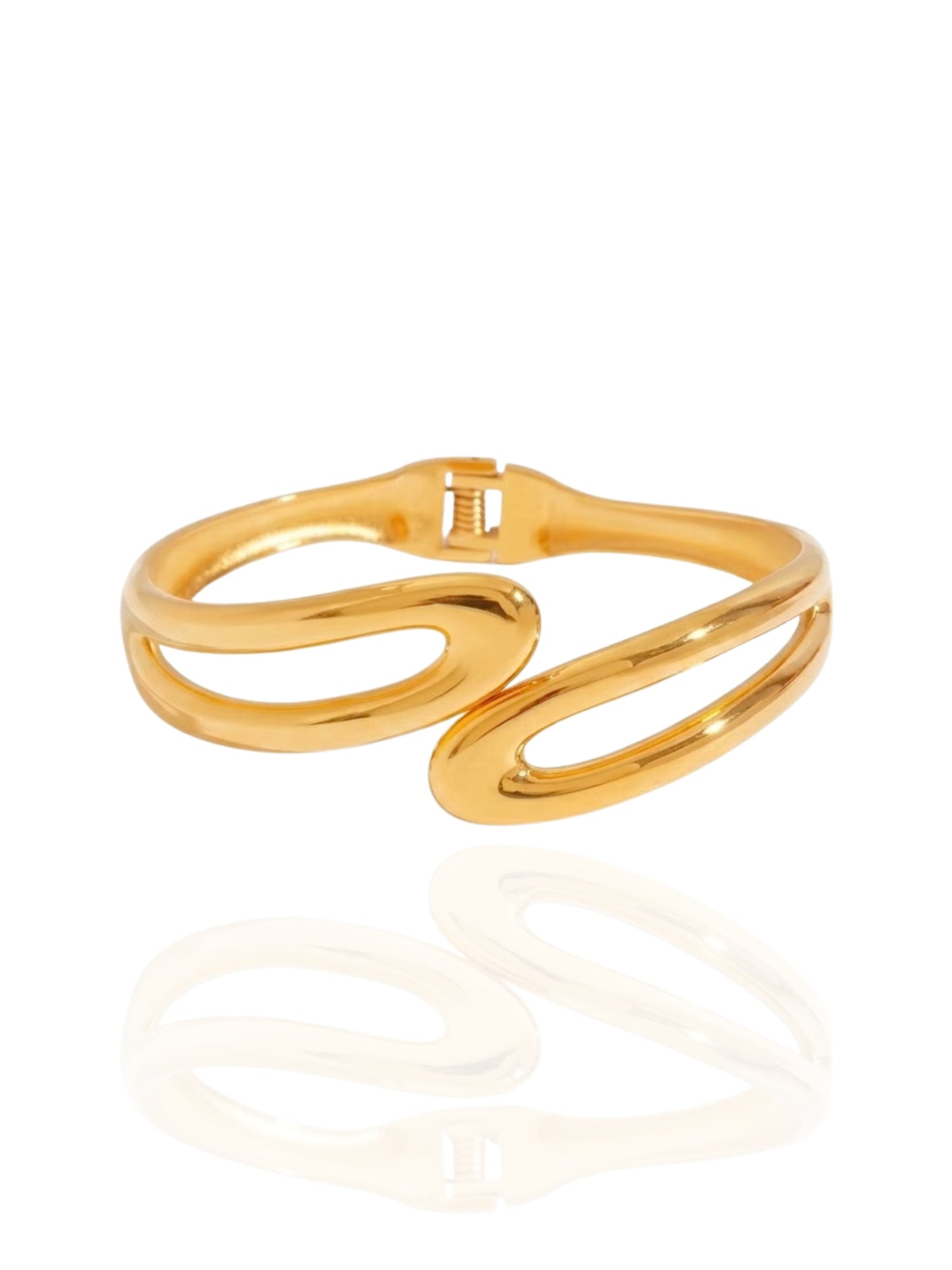 SYNTC, cuff bangle, open ending bangle, adjustable bangle, versatile bangle, lightweight bangle, timeless bangle, adjustable bracelet, Australia bangle, gold bangle, classic cuff bangle, statement bracelet, statement bangle