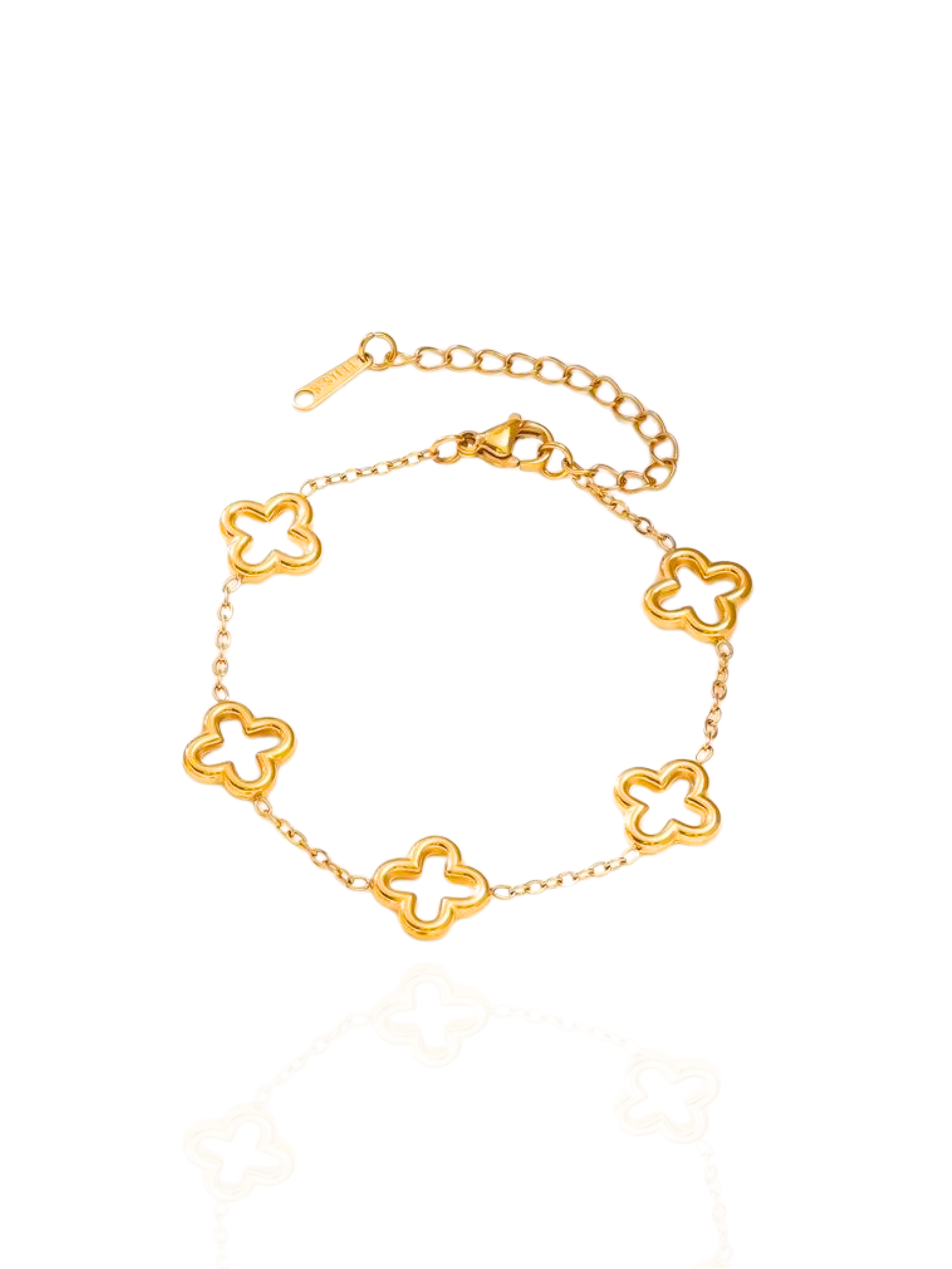 timeless jewellery, perfect gift for her, elegant bracelet, charm bracelet, best gift for her, stylish gift, statement bracelet, versatile bracelet, bracelet Australia, gold bracelet, classic gold chain bracelet, simple bracelet, lucky charm bracelet, cute bracelet, lightweight bracelet, chain bracelet, statement bracelet, bracelet with minimal stones, , clover bracelet, 5-clover bracelet, chic bracelet, bracelet for kids