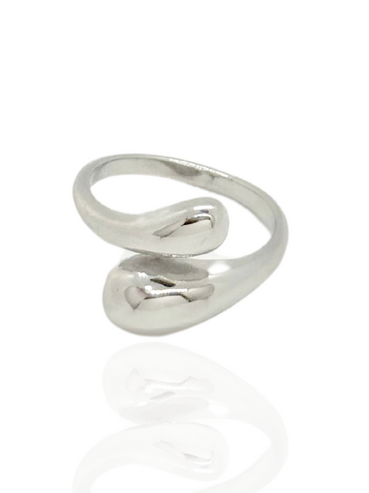 timeless jewellery, perfect gift for her, elegant ring, dainty jewellery, simple jewellery, fashion accessories, sleek jewellery, trendy jewellery, statement ring, stylish ring, cute ring, dainty ring, stud earrings, bold ring, silver ring, tear drop design ring