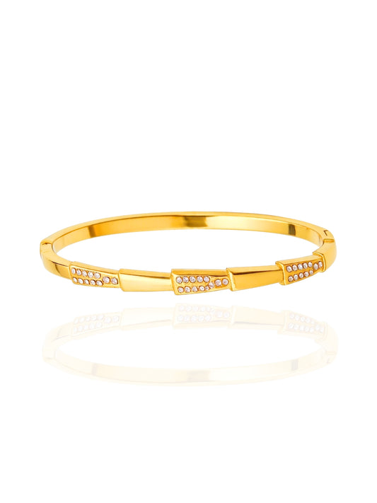 timeless jewellery, perfect gift for her, elegant jewellery, elegant bracelet, charm bracelet, dainty jewellery, simple jewellery,  fashion accessories, sleek jewellery, trendy jewellery, lightweight bangle, stylish jewellery, simple bangle, classic gold bangle, bangle with stones, heart design bangle, classic bangle, intricate design bangle, perfect gift for her, best gift for her, classic gold chain bangle, stylish gift, statement bracelet, versatile bracelet, bracelet Australia, gold bangle