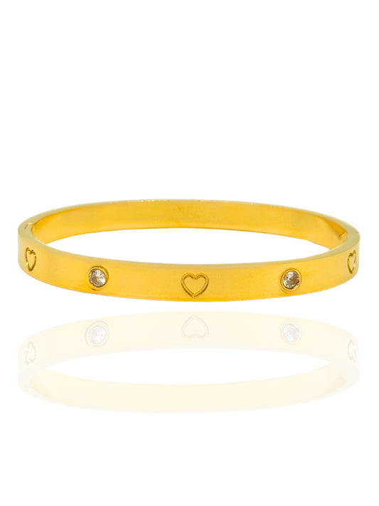 timeless jewellery, perfect gift for her, elegant jewellery, dainty jewellery, simple jewellery,  fashion accessories, sleek jewellery, trendy jewellery, lightweight bangle, stylish jewellery, simple bangle, classic gold bangle, bangle with stones, heart design bangle