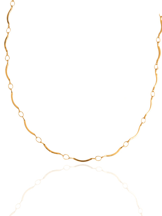 gold necklace, timeless jewellery, perfect gift for her, elegant necklace, charm necklace, best gift for her, classic gold chain necklace, stylish gift, statement necklace, versatile necklace, necklace Australia, link chain necklace, interlocking pendant necklace, y-shaped necklace, necklace with stone pendant, necklace with minimalist pendant, pendant with stones, necklace with gem pendant, minimalist design necklace, choker necklace, , wave chain necklace, wave chain choker