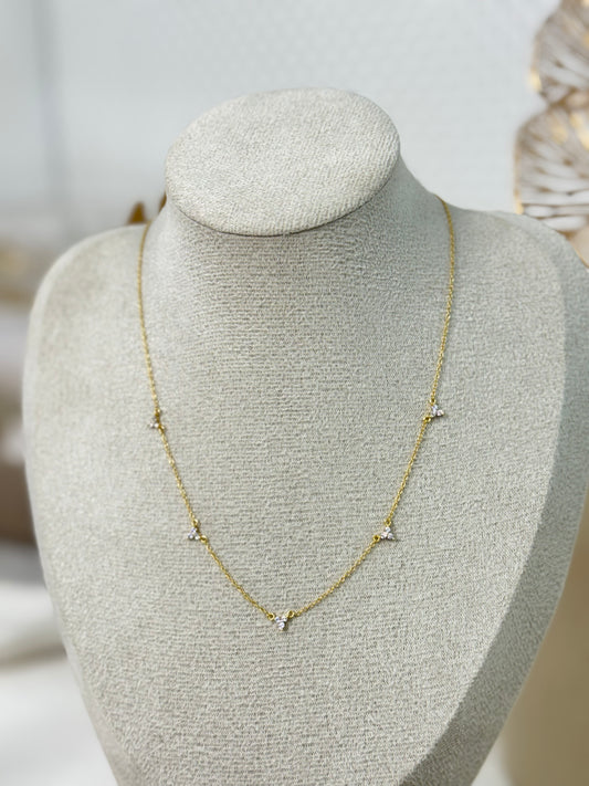 Timeless jewellery, Simple_Necklace_Perfect_Gift_for_Her_Elegant_Necklace_Dainty_Jewelry_Classic_Gold_Chain_Fashion_Accessories_Sleek_Necklace_Trendy_Jewellery_Lightweight_Chain_Stylish_Gift_Idea_Statement_Necklace_Modern_Jewellery_Versatile necklace
simple necklace, minimalist necklace, minimal necklace