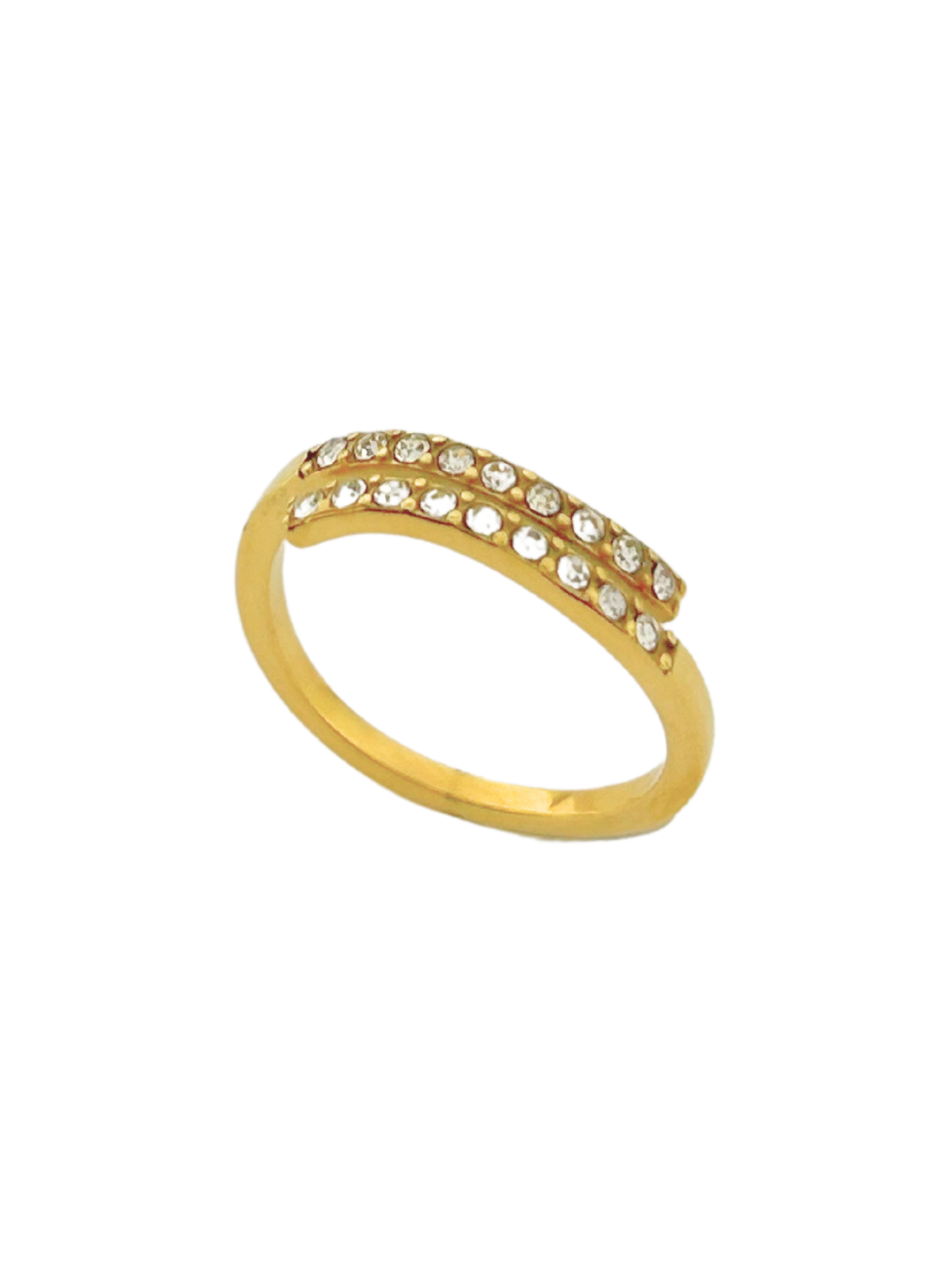 ring with stones design, simple ring, elegant ring, ring for any occasion