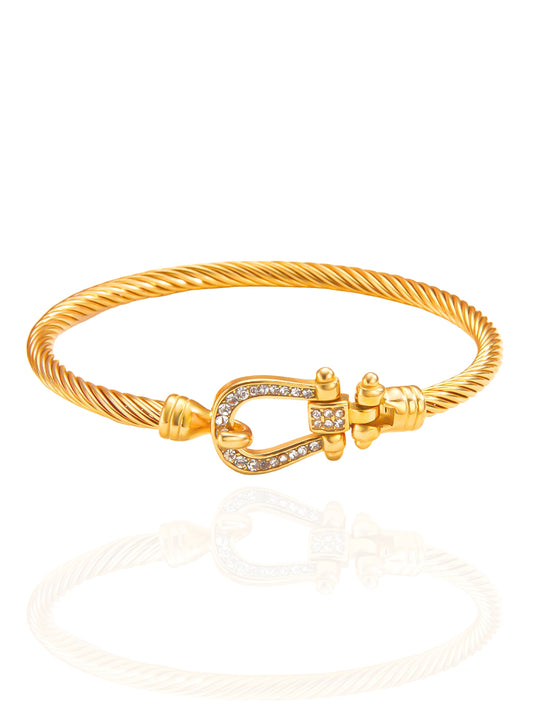 timeless jewellery, perfect gift for her, elegant jewellery, elegant bracelet, simple jewellery,  fashion accessories, sleek jewellery, trendy jewellery, lightweight bangle, stylish jewellery, simple bangle, classic gold bangle, bangle with stones, heart design bangle, best gift for her, classic gold chain bangle, stylish gift, statement bracelet, versatile bracelet, bracelet Australia, gold bracelet, gold bangle, elegant bangle, classic bangle, bangle for any outfit, lightweight bracelet, horseshoe bangle