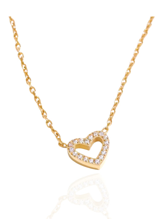 timeless jewellery, perfect gift for her, elegant necklace, charm necklace, best gift for her, classic gold chain necklace, stylish gift, statement necklace, versatile necklace, necklace Australia, chain necklace, link chain necklace, heart necklace, hollow heart necklace, simple necklace, bold heart necklace
