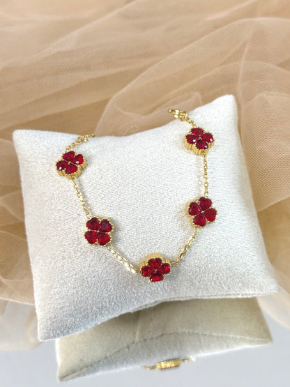cute clover bracelet, small red clover bracelet, shiny clover, red sparkle, coloured bracelet
