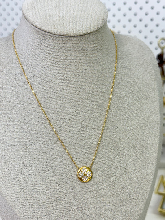 Timeless jewellery, Simple_Necklace_Perfect_Gift_for_Her_Elegant_Necklace_Dainty_Jewelry_Classic_Gold_Chain_Fashion_Accessories_Sleek_Necklace_Trendy_Jewellery_Lightweight_Chain_Stylish_Gift_Idea_Statement_Necklace_Modern_Jewellery_Versatile necklace