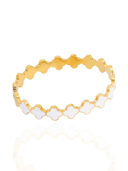 clover bangle, plain clover bangle, white clover bangle, black clover bangle, versatile bangle, lightweight bangle, clover bracelet, timeless bangle, timeless clover bangle, cute bangle, flower bangle, gold clover bangle