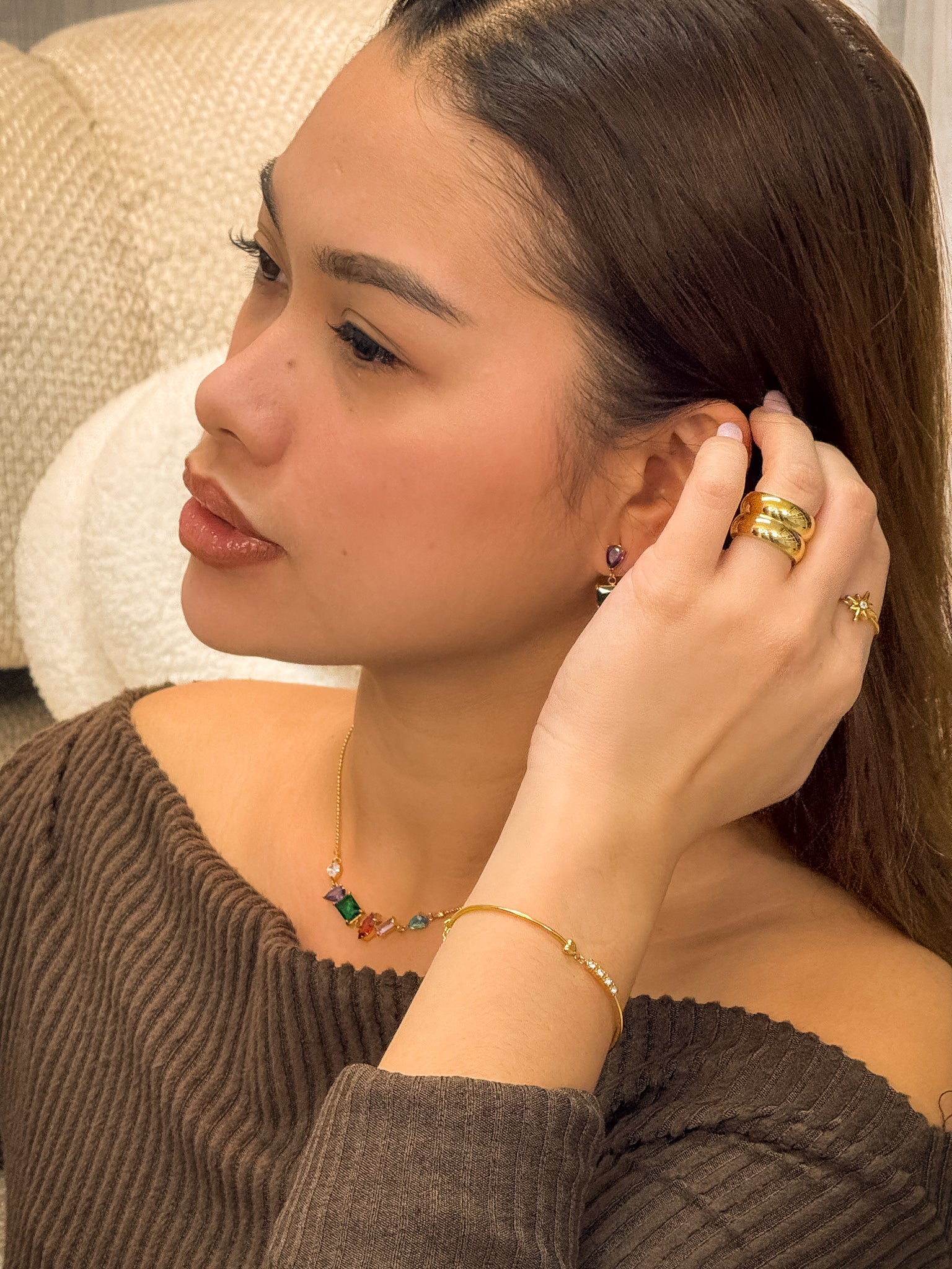 gold bracelet, minimalist, formal wear, jewellery for occasion, gift idea for her, cute bracelet, dainty bracelet, elegant bracelet, dainty, unique bracelet, chain bracelet, stone design bracelet