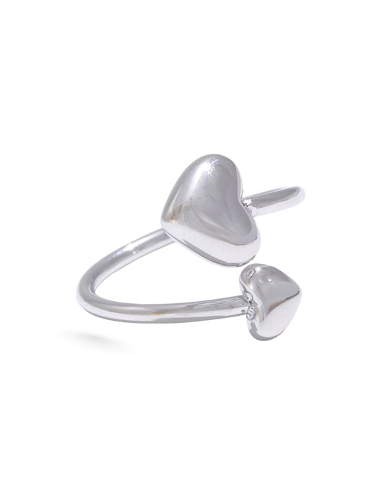 silver ring, unique design ring, formal wear, jewellery for occasion, gift idea for her, cute ring, dainty ring, elegant ring, dainty ring, unique ring, cute design ring, twisted design ring, statement ring, maximalist ring, minimalist ring, pearl design ring, butterfly design ring, colored stone ring, adjustable ring, ring with stones, simple design ring, heart design ring, ring with pearls