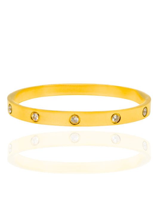 timeless jewellery, perfect gift for her, elegant jewellery, dainty jewellery, simple jewellery,  fashion accessories, sleek jewellery, trendy jewellery, lightweight bangle, stylish jewellery, simple bangle, classic gold bangle, bangle with stones