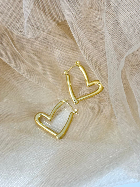 heart earrings, hoop heart earrings, clip heart earrings, heart earrings in hoop