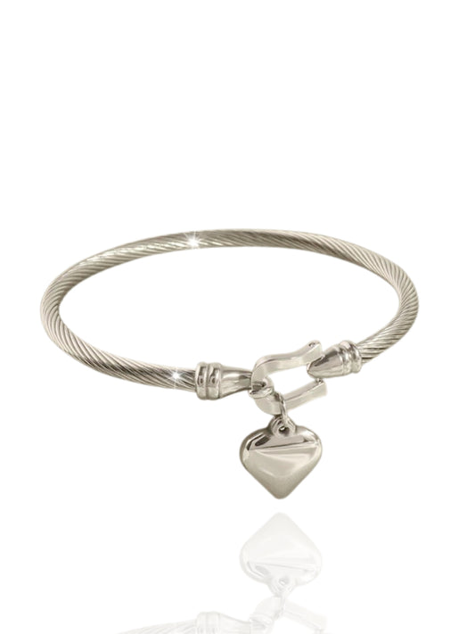 timeless jewellery, perfect gift for her, elegant jewellery, elegant bracelet, charm bracelet, dainty jewellery, simple jewellery,  fashion accessories, sleek jewellery, trendy jewellery, lightweight bangle, stylish jewellery, simple bangle, classic silver bangle, bangle with stones, heart design bangle, best gift for her, classic gold chain bangle, stylish gift, statement bracelet, versatile bracelet, bracelet Australia, silver bracelet, silver bangle