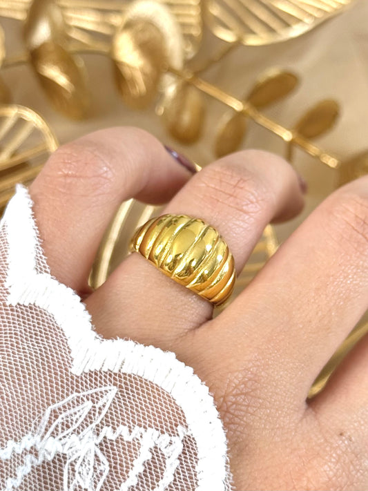 link ring, simple ring, stackable ring, minimal ring, ring for everday australia, affordable ring in australia