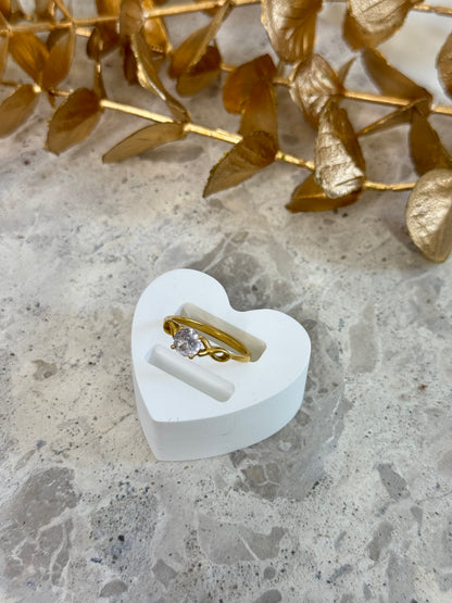 gold ring, simple ring, stackable ring, minimal ring, ring for everyday australia, affordable ring in Australia

