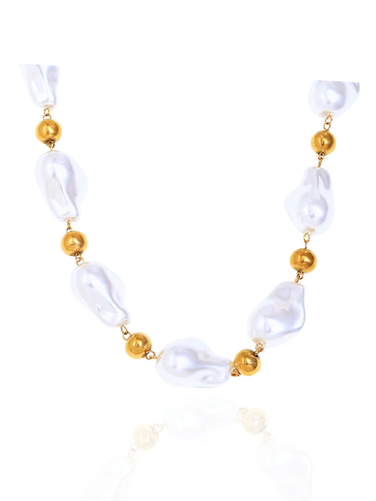 gold necklace, timeless jewellery, perfect gift for her, elegant necklace, charm necklace, best gift for her, classic gold chain necklace, stylish gift, statement necklace, versatile necklace, necklace Australia, link chain necklace, interlocking pendant necklace, y-shaped necklace, necklace with stone pendant, necklace with bold pendant, pendant with stones, necklace with gem pendant, necklace with colored stone pendant, gem necklace, pearl necklace, unique design necklace