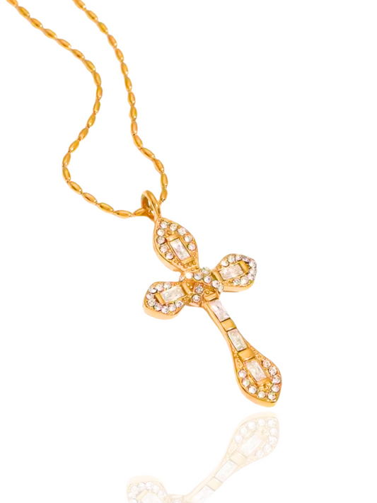 timeless jewellery, perfect gift for her, elegant necklace, charm necklace, best gift for her, classic gold chain necklace, stylish gift, statement necklace, versatile necklace, necklace Australia, y-shaped necklace, link chain necklace, necklace with minimal stones, simple necklace, dainty necklace, faith necklace, cross necklace, necklace with cross pendant