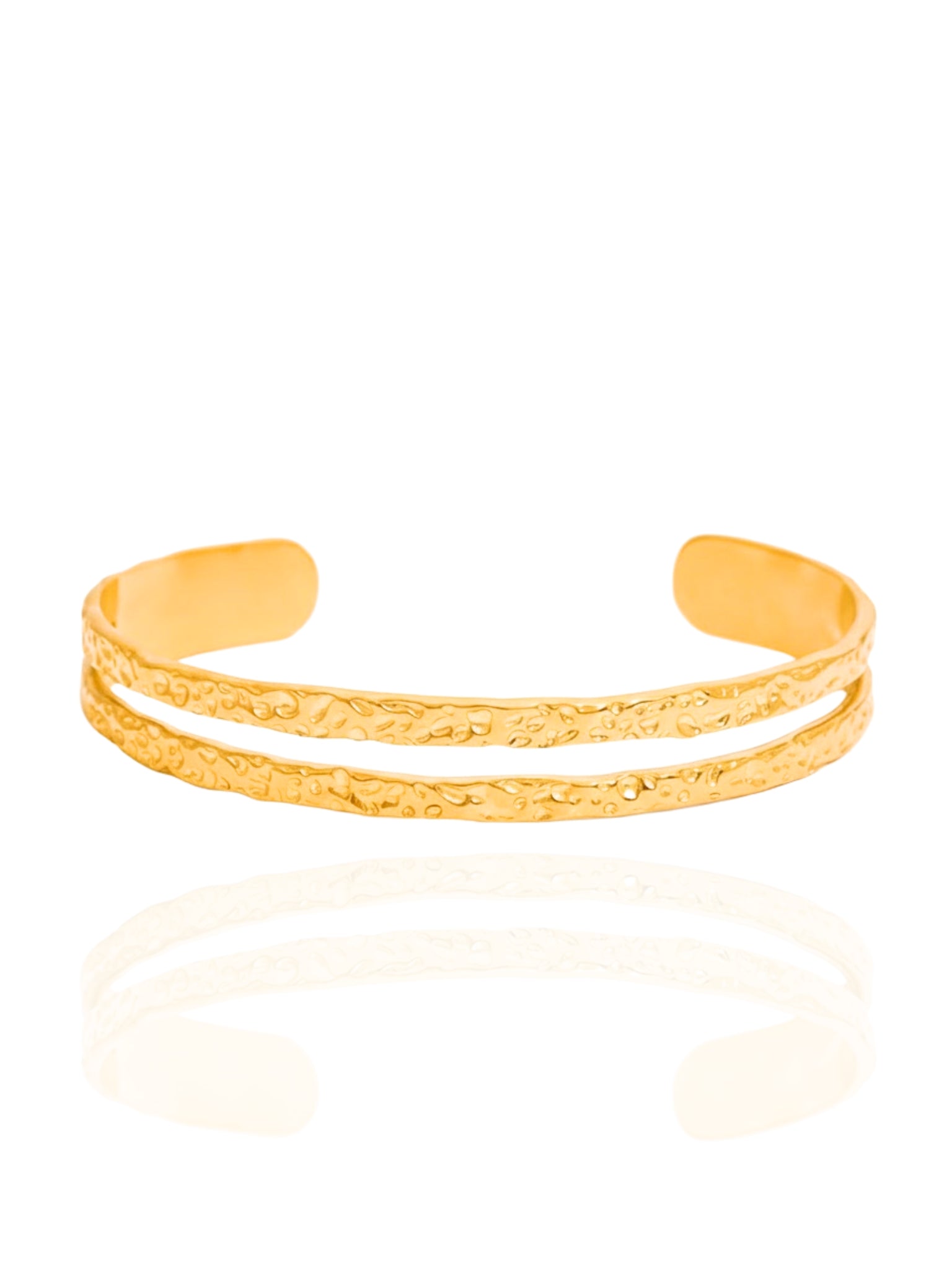 timeless jewellery, perfect gift for her, elegant jewellery, elegant bracelet, charm bracelet, dainty jewellery, simple jewellery,  fashion accessories, sleek jewellery, trendy jewellery, lightweight bangle, stylish jewellery, cuff bangle, classic gold bangle, bangle with ball design, adjustable bangle, best gift for her, classic gold chain bangle, stylish gift, statement bracelet, versatile bracelet, bracelet Australia, gold bracelet, gold bangle, bangle for any outfit, lightweight bracelet
