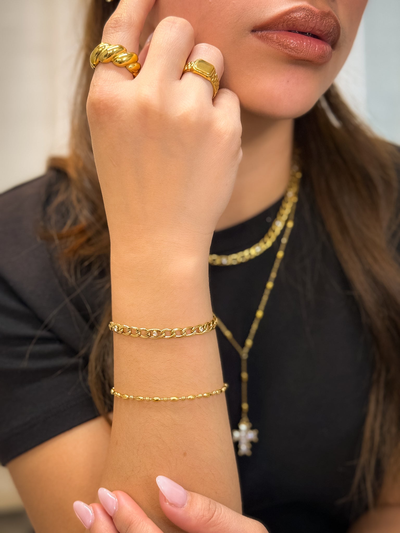 gold bracelet, minimalist, formal wear, jewellery for occasion, gift idea for her, cute bracelet, dainty bracelet, elegant bracelet, dainty, unique bracelet, chain bracelet