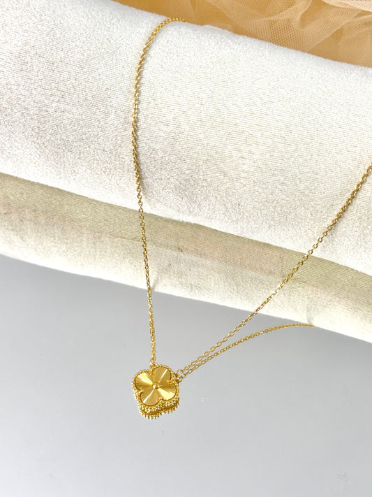 clover necklace, plain gold clover, plain clover,  simple clover necklace, clover jewellery, clover  australia