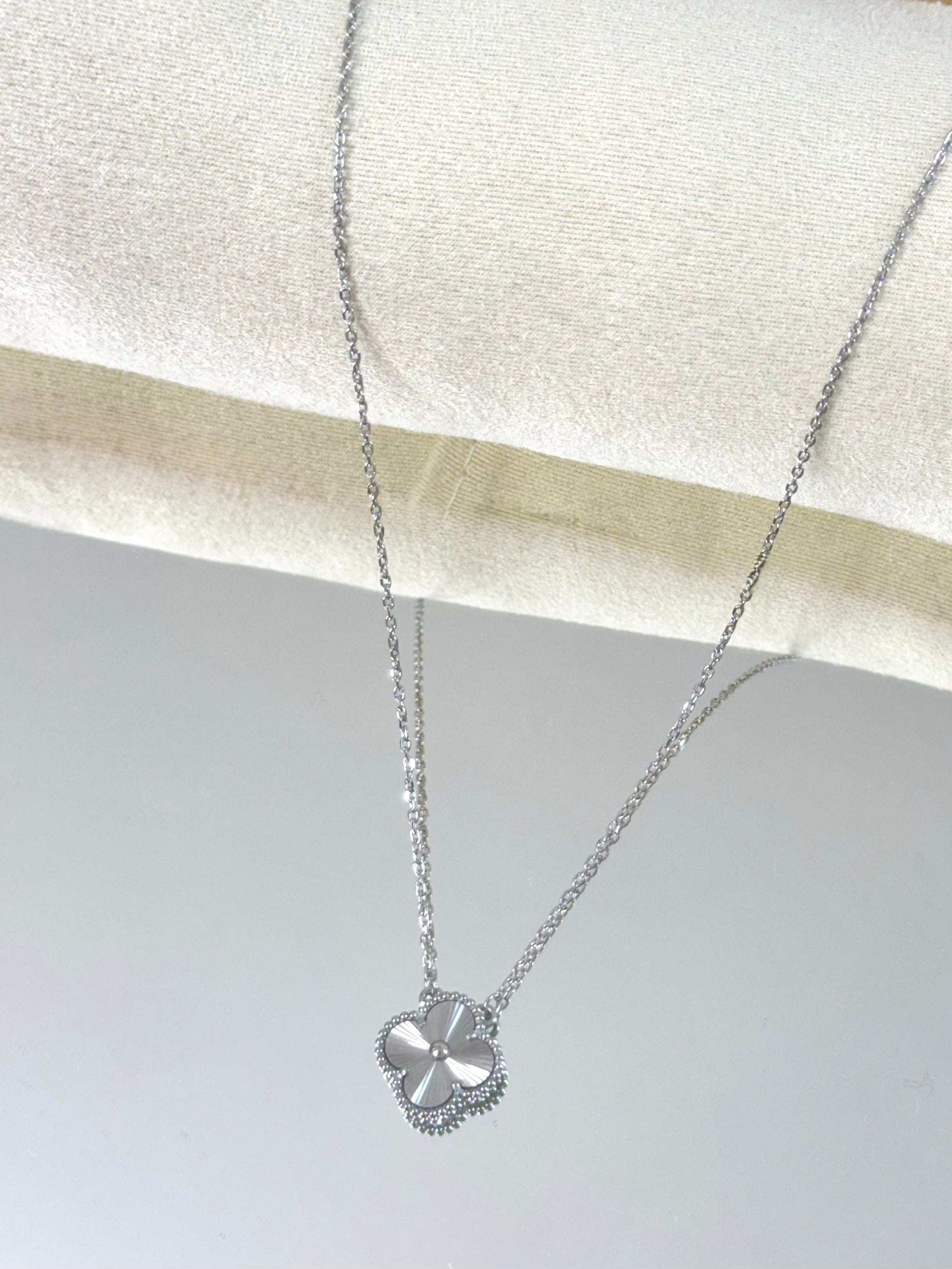 clover necklace, silver clover, plain clover,  simple clover necklace, clover jewellery, clover  australia