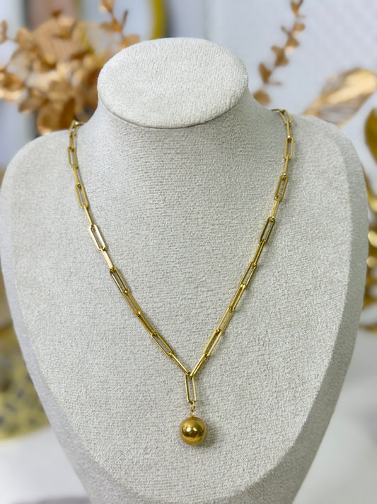 Timeless jewellery, Simple_Necklace_Perfect_Gift_for_Her_Elegant_Necklace_Dainty_Jewelry_Classic_Gold_Chain_Fashion_Accessories_Sleek_Necklace_Trendy_Jewellery_Lightweight_Chain_Stylish_Gift_Idea_Statement_Necklace_Modern_Jewellery_Versatile necklace

linked chain necklace, ball necklace