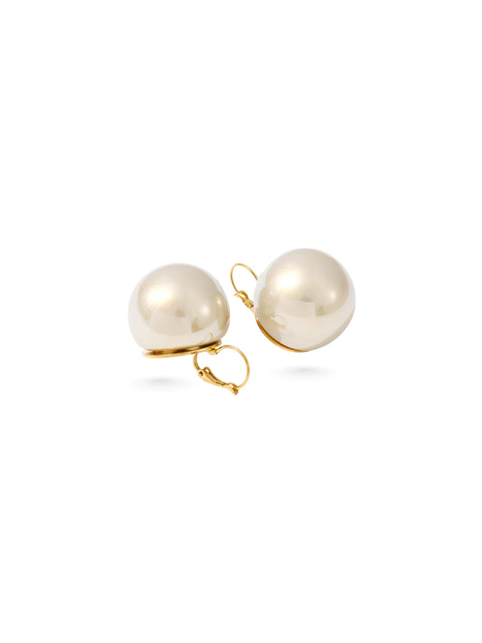 Nixie Pearl Earrings in Gold