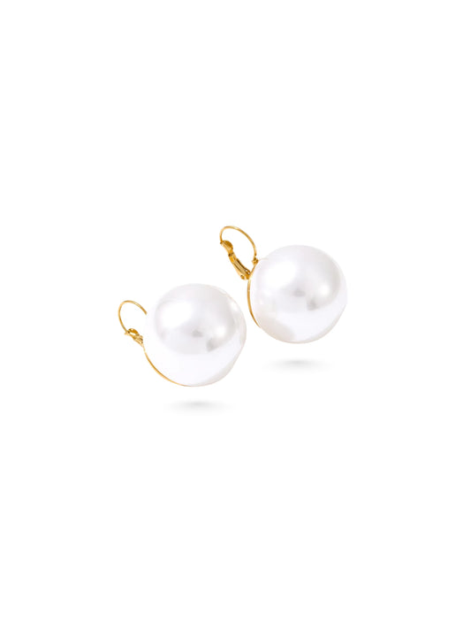 Nixie Pearl Earrings in White