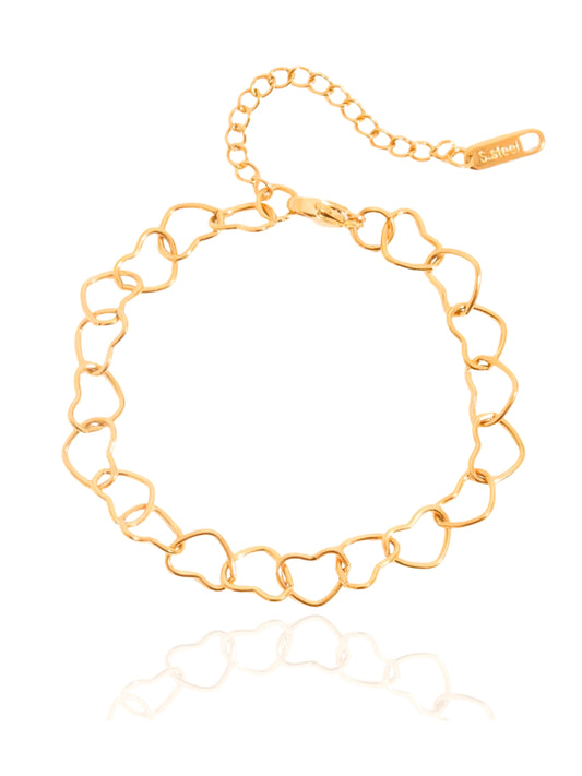 gold bracelet, minimalist, formal wear, jewellery for occasion, gift idea for her, cute bracelet, dainty bracelet, elegant bracelet, dainty, unique bracelet, chain bracelet, heart chain bracelet, heart design bracelet