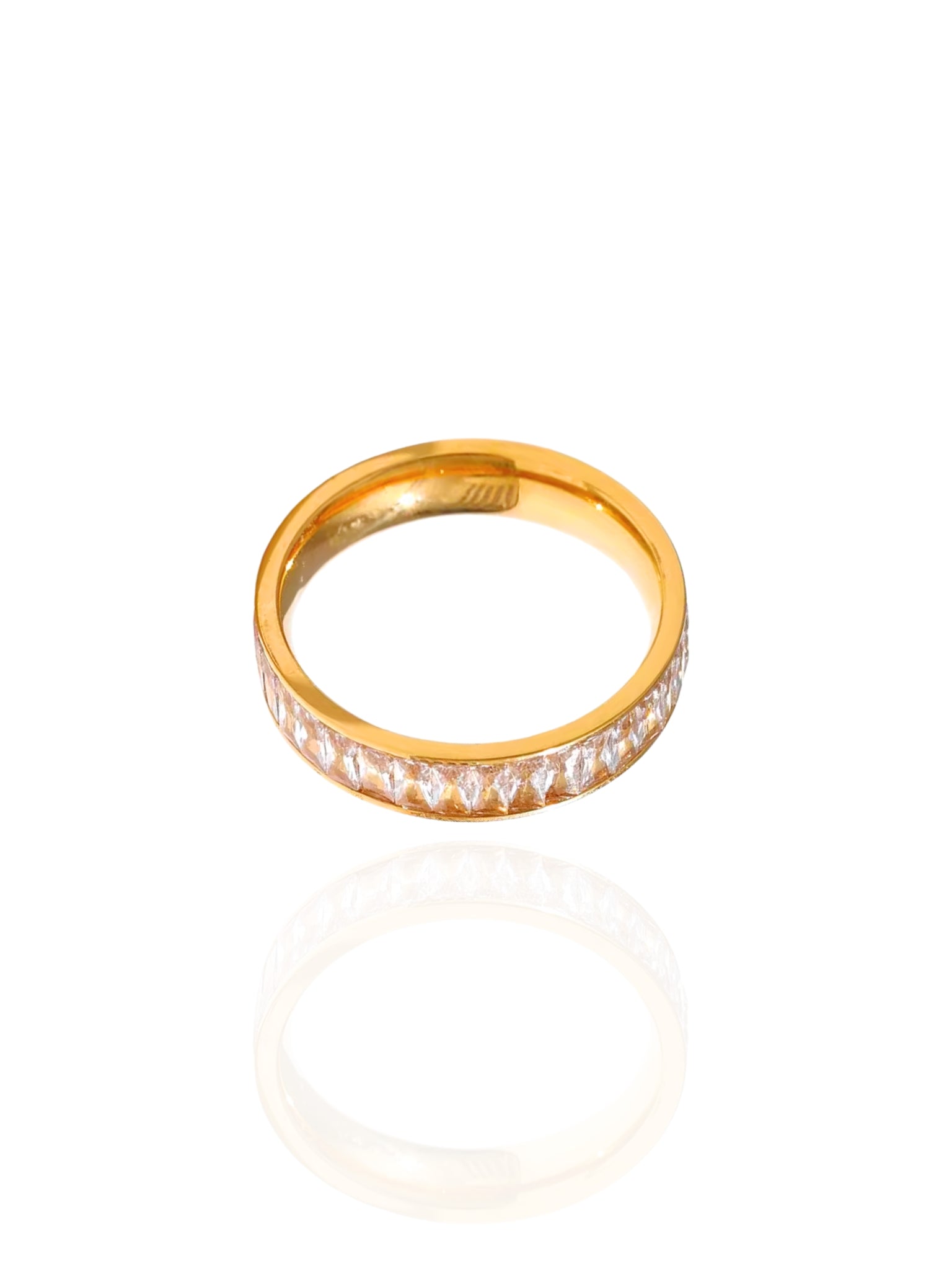 timeless jewellery, perfect gift for her, elegant jewellery, dainty jewellery, simple jewellery, fashion accessories, sleek jewellery, trendy jewellery, lightweight ring, stylish jewellery, simple ring, statement ring, ring Australia, pearl design ring, ring with stones, classic gold ring, gold ring, chunky ring, simple ring, ring with stones, ball ring, steel ball ring, pearl ring, unique design ring, stack ring