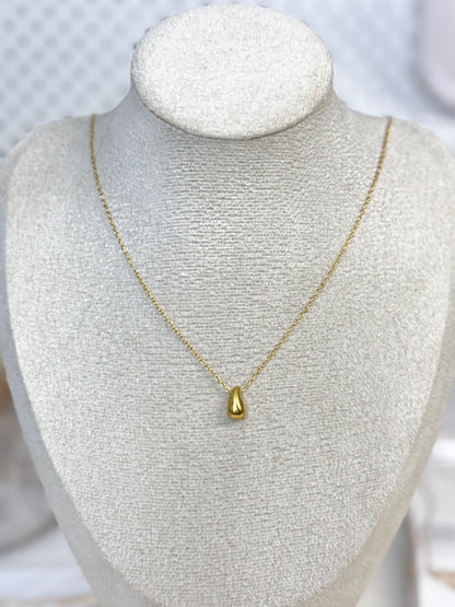 gold necklace, gold tear drop necklace, tear drop pendant, necklace with pendant, simple pendant, water drop pendant, water drop pendant necklace, gold water drop necklace