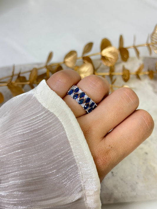 timeless jewellery, perfect gift for her, elegant jewellery, dainty jewellery, simple jewellery, classic gold ring, fashion accessories, sleek jewellery, trendy jewellery, lightweight ring, stylish jewellery, simple ring

blue ring, ring with blue stones, zigzag design ring, alternate stone design ring