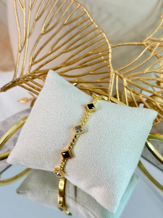 timeless jewellery, perfect gift for her, elegant jewellery, dainty jewellery, simple jewellery, classic gold bangle, fashion accessories, sleek jewellery, trendy jewellery, lightweight bangle, stylish jewellery, simple bangle, flower bangle, intricate design bangle, various stones bangle