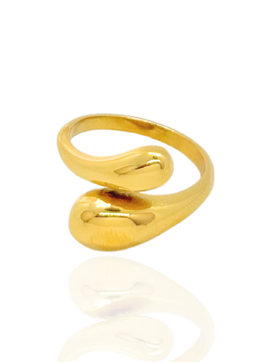 timeless jewellery, perfect gift for her, elegant ring, dainty jewellery, simple jewellery, fashion accessories, sleek jewellery, trendy jewellery, statement ring, stylish ring, cute ring, dainty ring, stud earrings, bold ring, gold ring, tear drop design ring