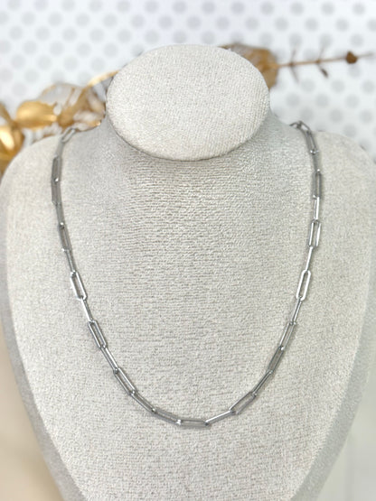 link necklace, link, paperclip, paperclip necklace, simple necklace, simple chain, necklace australia, gift idea 