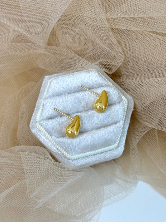 teardrop small, mini teardrop earrings, tear drop earrings, extra small teardrop earrings
