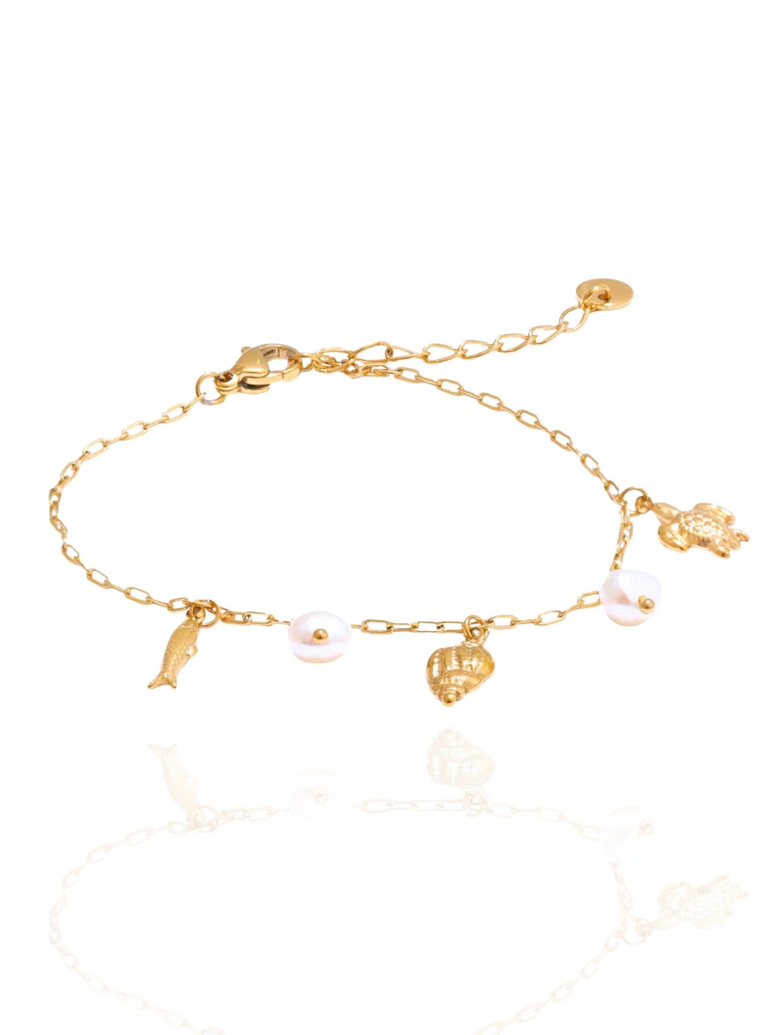 timeless jewellery, perfect gift for her, elegant bracelet, charm bracelet, best gift for her, stylish gift, statement bracelet, versatile bracelet, bracelet Australia, gold bracelet, classic gold chain bracelet, simple bracelet, lucky charm bracelet, cute bracelet, lightweight bracelet, chain bracelet, statement bracelet, bracelet with dangling designs, ocean charm bracelet