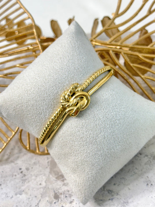 gold bangle, twisted knot design bangle, unique design bangle, australia bangle