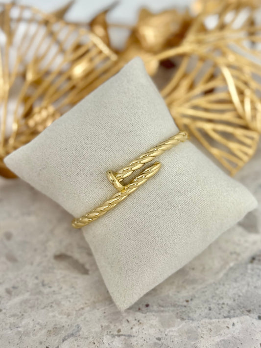 unique bangle, gold bangle, twisted design bangle, simple bangle