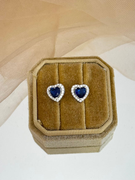 heart-shaped earrings, white gold earrings with heart, blue heart earrings, cute heart earrings