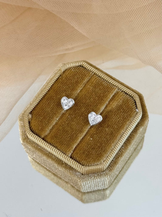 heart-shaped earrings white gold earrings, simple earrings