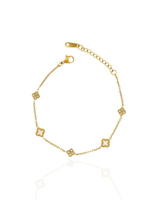 timeless jewellery, jewellery Australia, jewellery set, perfect gift for her, jewellery set for all occasion, elegant bracelet, charm bracelet, best gift for her, stylish gift, statement bracelet, versatile bracelet, bracelet Australia, gold bracelet, classic gold chain bracelet, simple bracelet, lucky charm, cute bracelet, dangling bracelet, heart design bracelet, flower design bracelet, bracelet with stones, bow design bracelet, star design bracelet, pearl bracelet, flat chain bracelet