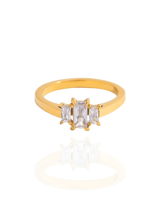 timeless jewellery, perfect gift for her, elegant jewellery, dainty jewellery, simple jewellery, fashion accessories, sleek jewellery, trendy jewellery, lightweight ring, stylish jewellery, simple ring, statement ring, ring Australia, heart design ring, ring with stones, classic gold ring, gold ring, chunky ring, simple ring, croissant ring design, twisted design ring, ring with accent stone
