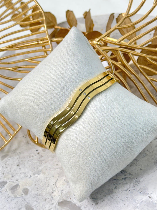 gold bangle, stackable bangle, unique design bangle, australia bangle, bangle with stones, wave bangle